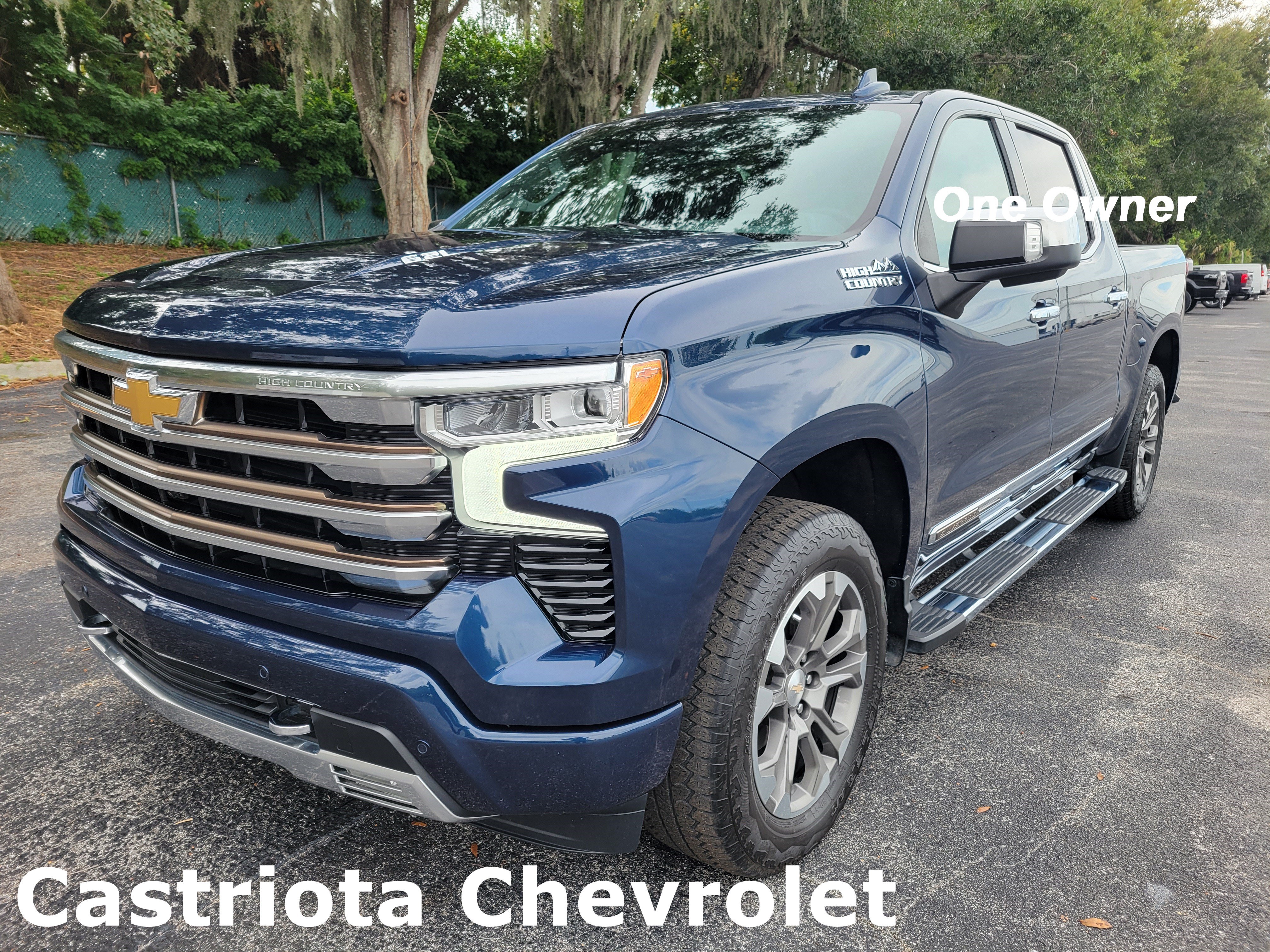 Used 2022 Chevrolet Silverado 1500 High Country w/ Z71 Off-Road Package AWD/4WD image 1