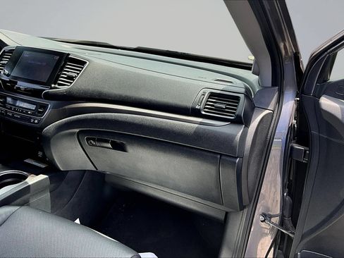 Used 2023 Honda Ridgeline RTL-E image 24