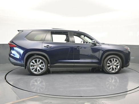 Used 2025 Toyota Grand Highlander AWD Hybrid image 7