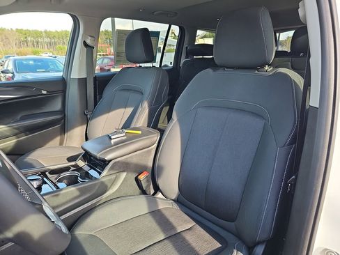 Used 2023 Jeep Grand Cherokee L Laredo image 20