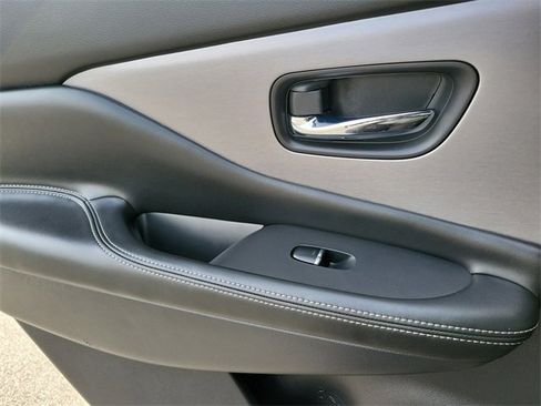 Used 2021 Nissan Murano SL image 15