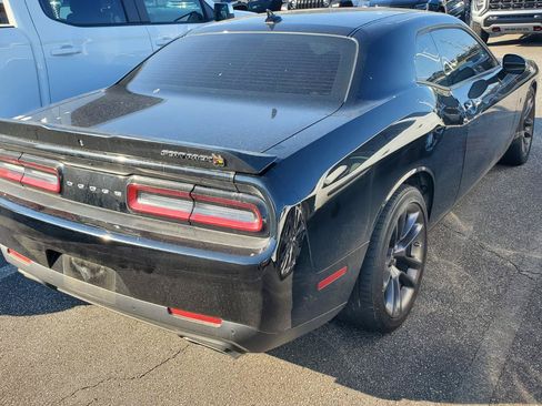 Used 2023 Dodge Challenger R/T Scat Pack RWD image 9