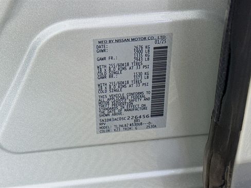 Used 2025 Nissan Pathfinder S AWD/4WD image 40