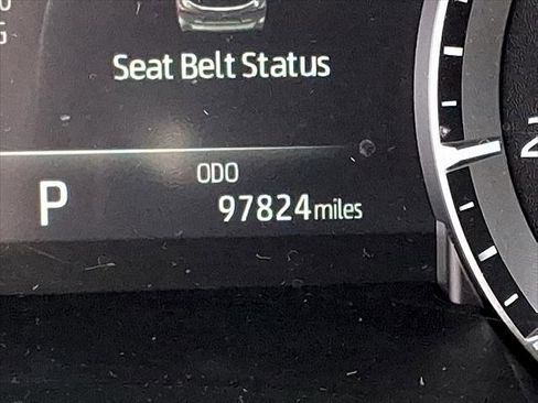 Used 2021 Toyota Highlander Limited image 5