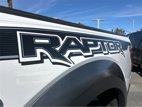 Used 2019 Ford F150 Raptor w/ Equipment Group 802A Luxury image 43