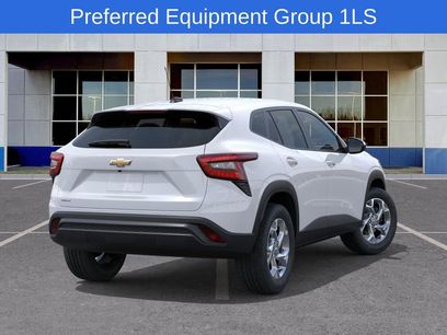 New 2025 Chevrolet Trax LS w/ LS Convenience Package
