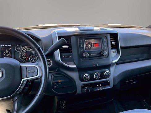 Used 2024 RAM 2500 Big Horn AWD/4WD image 10