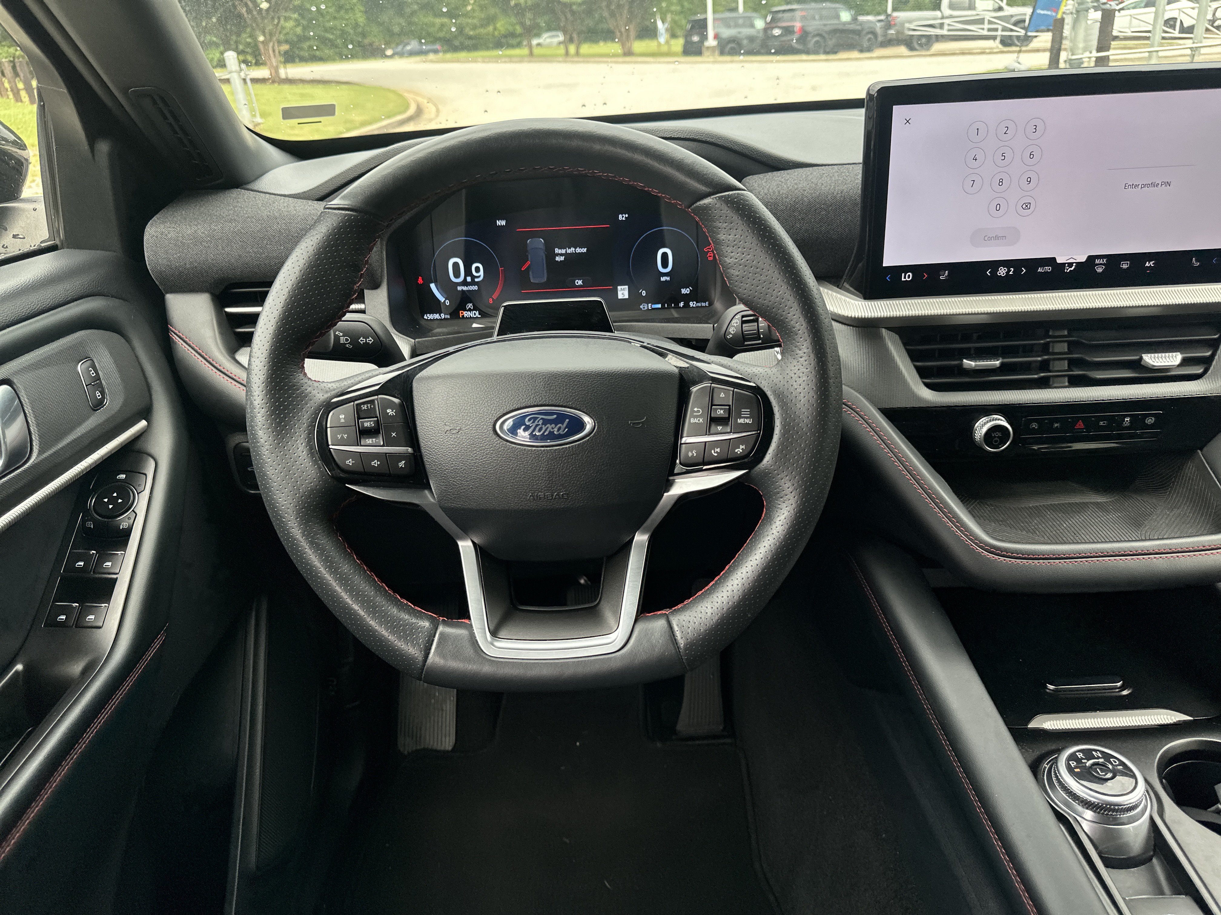 Used 2025 Ford Explorer ST-Line AWD/4WD image 23