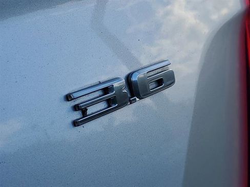 Used 2018 Cadillac XTS Luxury image 12