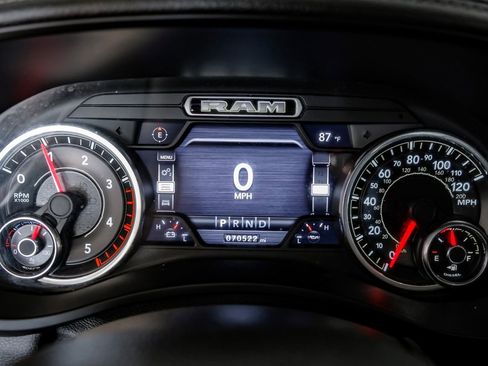 Used 2019 RAM 2500 Laramie AWD/4WD image 19