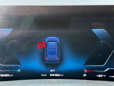 Used 2025 BMW X7 M60i image 24