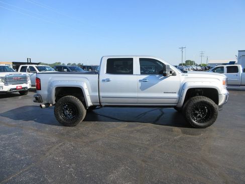 Used 2015 GMC Sierra 1500 SLT w/ Driver Alert Package AWD/4WD image 5