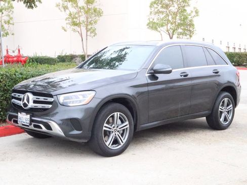 Used 2020 Mercedes-Benz GLC 300 image 3