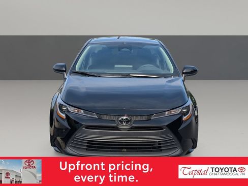 Used 2026 Toyota Corolla LE FWD image 3