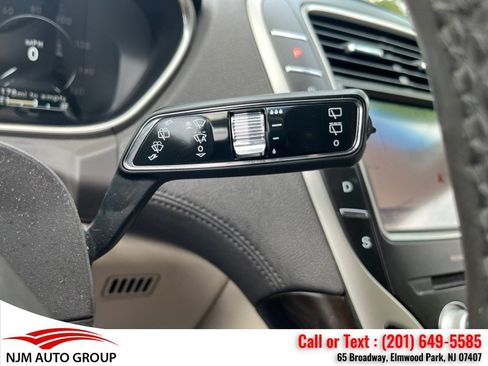 Used 2019 Lincoln Nautilus Select AWD/4WD image 21