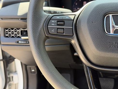 Used 2024 Honda Accord EX image 10