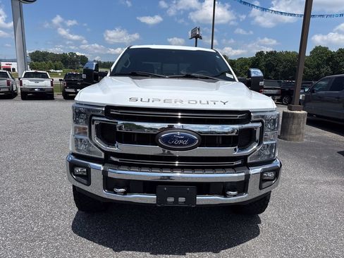 Used 2022 Ford F250 XLT w/ XLT Premium Package AWD/4WD image 2