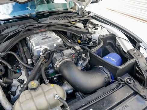 Used 2020 Ford Mustang Shelby GT500 w/ Technology Package RWD image 92