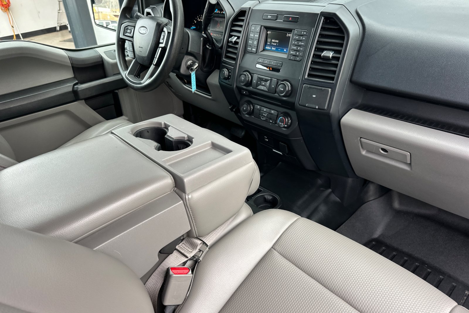 Used 2017 Ford F150 XL w/ Equipment Group 101A Mid AWD/4WD image 15