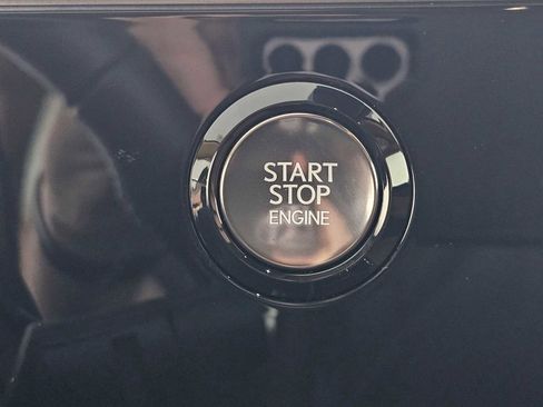 Certified 2025 Lexus NX 250 FWD w/ Premium Package image 29