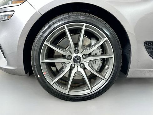 Certified 2026 Genesis G70 2.5T Prestige RWD image 23