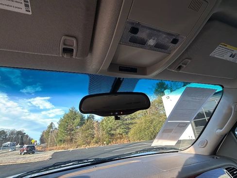 Used 2012 Chevrolet Tahoe LT image 30