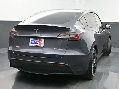 Used 2022 Tesla Model Y Performance AWD/4WD image 37