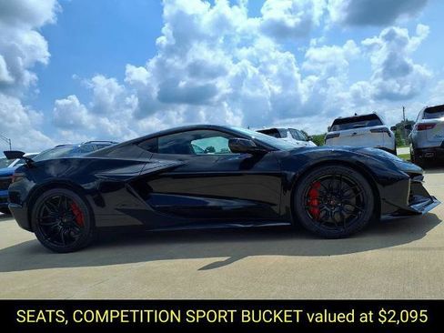 New 2027 Chevrolet Corvette Z06 w/ Z07 Performance Package RWD image 8