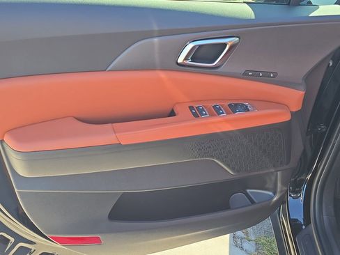 New 2026 Kia Carnival EX FWD image 19