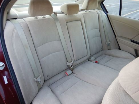 Used 2014 Honda Accord EX image 24