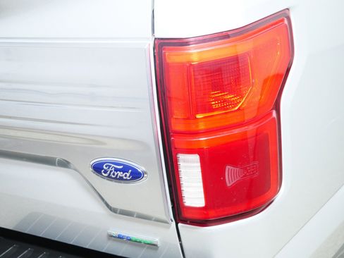 Used 2019 Ford F150 Limited w/ Trailer Tow Package image 17