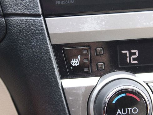 Used 2017 Subaru Outback 2.5i Premium image 36