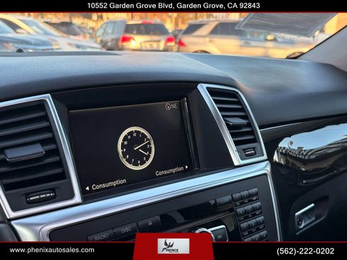 Used 2015 Mercedes-Benz ML 350 4MATIC w/ Premium 1 Package image 37