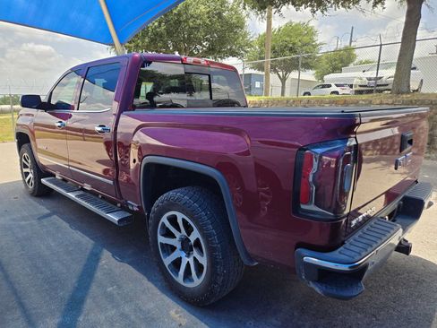 Used 2018 GMC Sierra 1500 SLT AWD/4WD image 3
