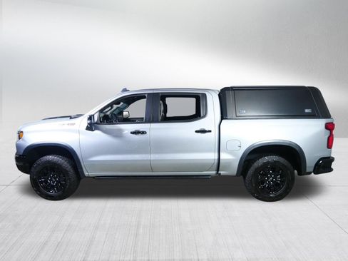 Used 2024 Chevrolet Silverado 1500 ZR2 w/ Technology Package AWD/4WD image 4