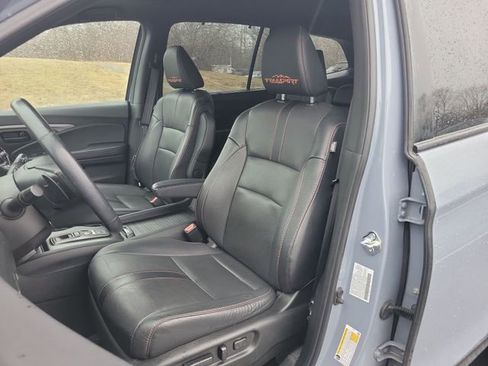 Used 2022 Honda Pilot TrailSport image 19