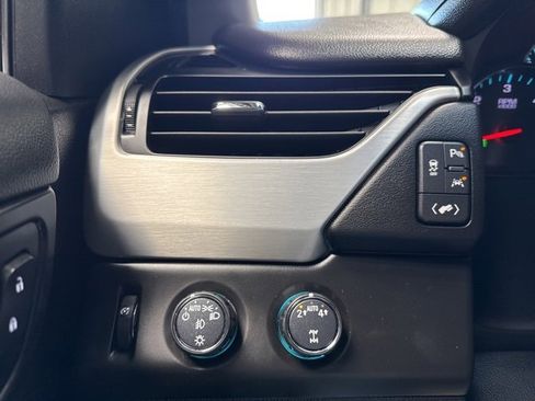 Used 2019 GMC Yukon XL SLT image 10