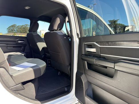 Used 2024 RAM 2500 Big Horn w/ Off Road Package image 21