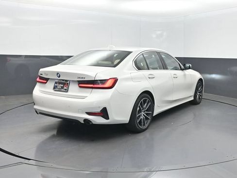 Used 2021 BMW 330i xDrive Sedan AWD/4WD image 34