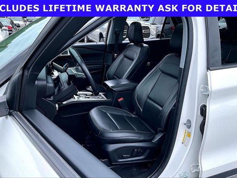 Used 2022 Ford Explorer XLT w/ Equipment Group 202A AWD/4WD image 21