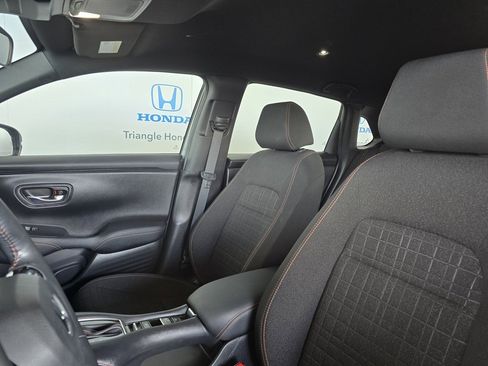 Used 2023 Honda HR-V Sport image 13