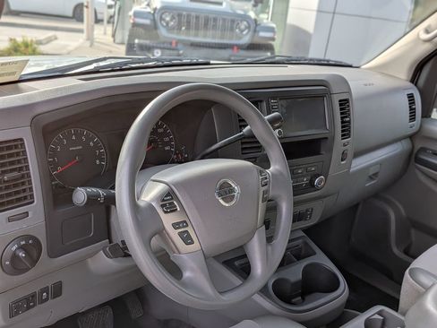 Used 2020 Nissan NV 2500 SV image 15
