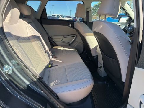 Certified 2025 Kia Soul EX image 30