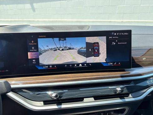 Used 2025 BMW X6 xDrive40i image 24