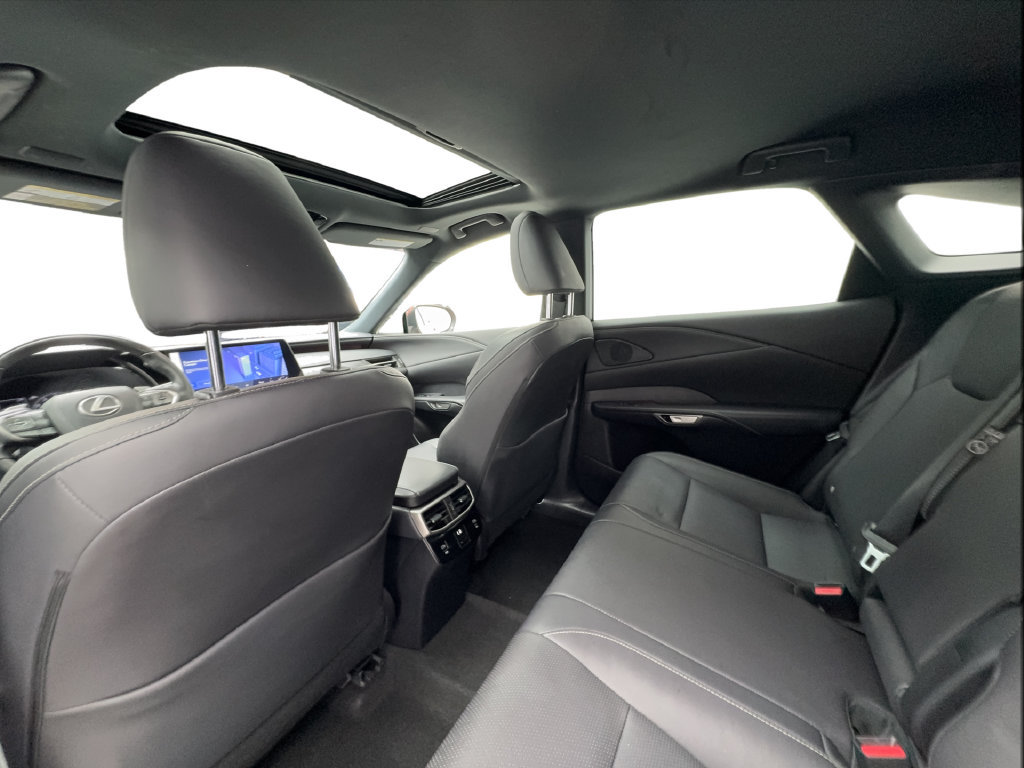 Used 2023 Lexus RX 350 Premium Plus w/ Cold Area Package FWD image 27