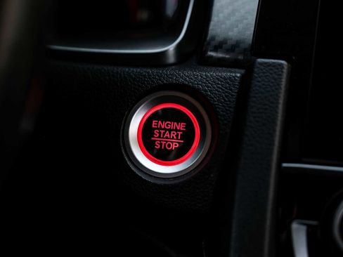 Used 2017 Honda Civic Type R image 21