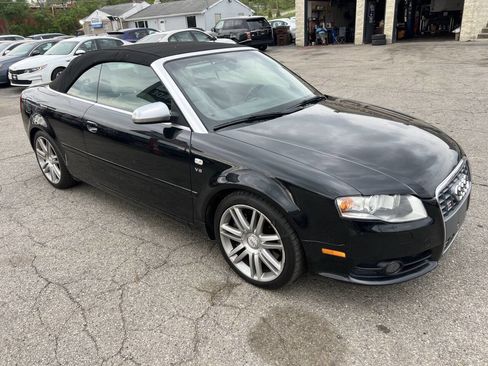 Used 2007 Audi S4 Cabriolet image 3