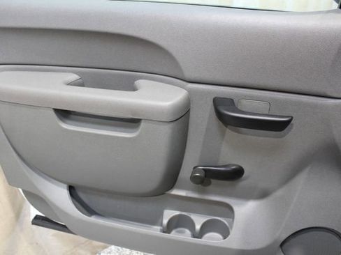 Used 2011 Chevrolet Silverado 2500 W/T image 20