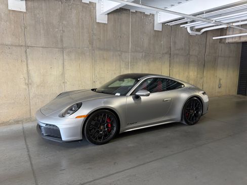 Certified 2025 Porsche 911 Carrera GTS RWD image 1