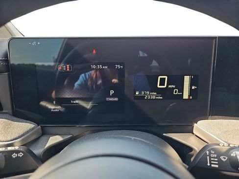 Used 2026 Nissan Kicks SV w/ SV Premium Package FWD image 16